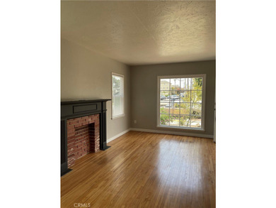 Great location to live in one and rent the other or rent out - photo 2