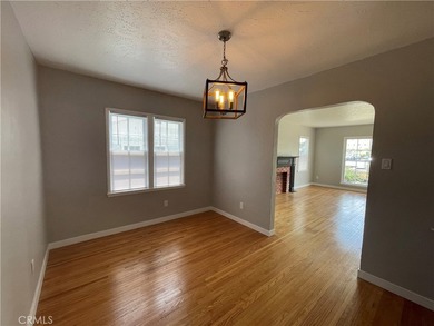 Great location to live in one and rent the other or rent out - photo 4