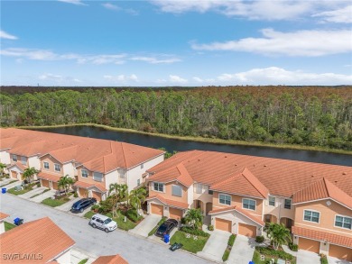 (private lake, pond, creek) Townhome/Townhouse For Sale in Fort Myers Florida