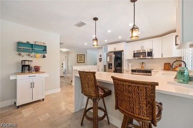 Beautifully remodeled Fort Myers pool home on an oversized - photo 14