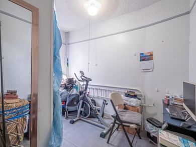 Opportunity awaits in East Tremont, The Bronx! Enjoy a - photo 18
