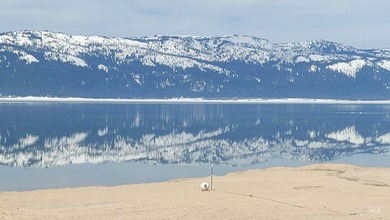 Cascade Lakeview Lot. Tucked at the end of a quiet cul-de-sac - photo 10