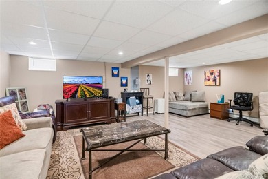 Welcome to this adorable, beautifully updated ranch nestled - photo 20