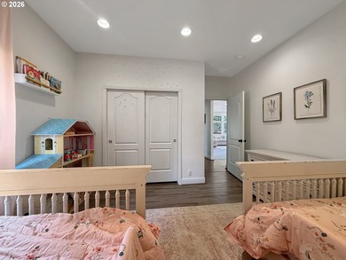 Welcome to your coastal retreat, a custom energy-efficient home - photo 30
