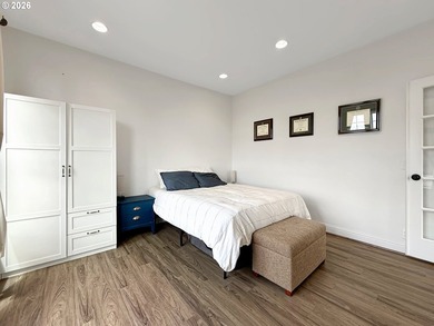 Welcome to your coastal retreat, a custom energy-efficient home - photo 38