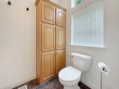 Welcome to your coastal retreat, a custom energy-efficient home - photo 41
