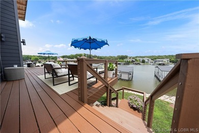 Contemporary luxury meets effortless lake living in this - photo 48