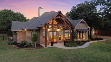 Lake Lewisville Home For Sale in Shady Shores Texas