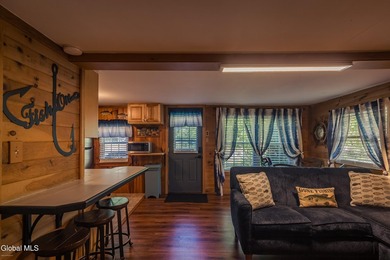 Charming, move-in-ready cottage in Broadalbin, just steps from - photo 13