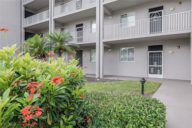 ENJOY the MAGNIFICANT LAKE VIEW & PICTURESQUE SUNSETS from your