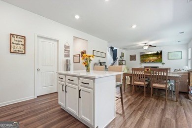 Privacy, peaceful wooded views, and modern construction come - photo 15