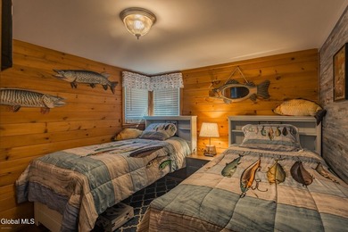 Charming, move-in-ready cottage in Broadalbin, just steps from - photo 18