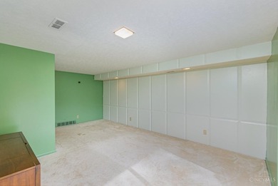 Distinctive Mid-Century Modern retreat offering nearly 5,000 - photo 22