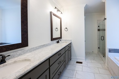 CANEBRAKE GOLF FRONT LUXURY! This executive 4BR/3.5BA home - photo 22