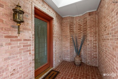 The heart of the home has a whole new look! This beautiful home - photo 5