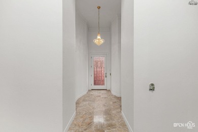 The heart of the home has a whole new look! This beautiful home - photo 6
