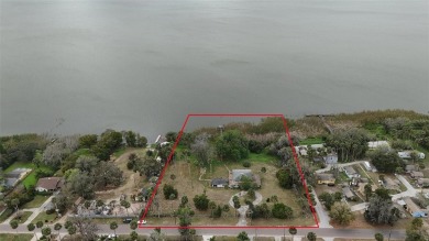 Lake Home For Sale in Apopka, Florida