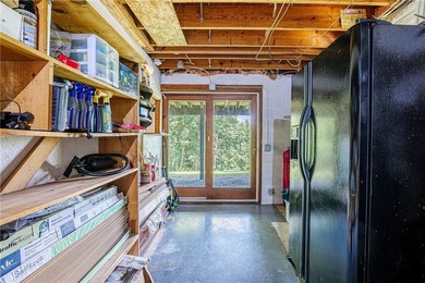 Welcome to this stunning contemporary chalet nestled on 2.6 - photo 33