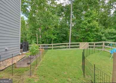 Privacy, peaceful wooded views, and modern construction come - photo 42