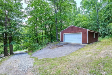 Welcome to this stunning contemporary chalet nestled on 2.6 - photo 43
