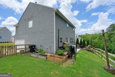 Privacy, peaceful wooded views, and modern construction come - photo 43