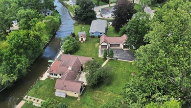 Experience waterfront living at its finest in this beautifully - photo 3