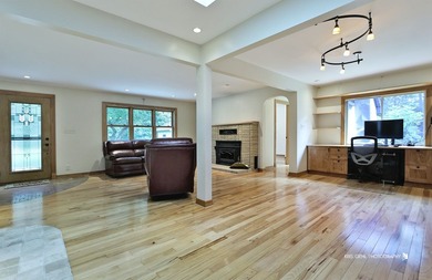 Experience waterfront living at its finest in this beautifully - photo 8