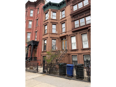 This classic four-story brownstone with beautiful architectural - photo 4