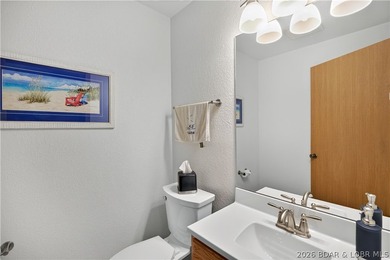 4 BED/4.5 BATHS/3600+ SQ.FT., 115' LAKEFRONT ON 2 LOTS WITH - photo 30