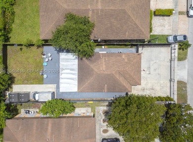Priced for a quick sale, this 3-bedroom, 2-bath home, built in - photo 33