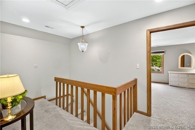 4 BED/4.5 BATHS/3600+ SQ.FT., 115' LAKEFRONT ON 2 LOTS WITH - photo 37