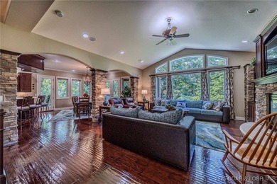 Location... Location... Location! Stunning Home located in Porto - photo 4