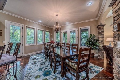 Location... Location... Location! Stunning Home located in Porto - photo 8