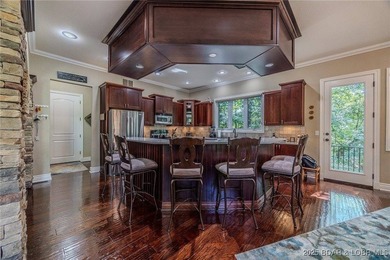 Location... Location... Location! Stunning Home located in Porto - photo 10