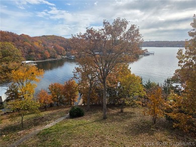 If you've been dreaming about escaping to the Lake, this is the - photo 4