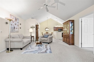 Estate No PCD!! Sensational 2 bedroom, 2 full bath Ranch - photo 11