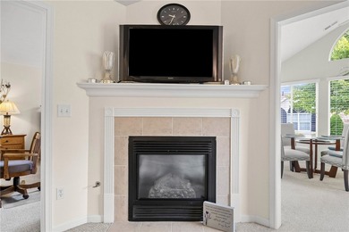 Estate No PCD!! Sensational 2 bedroom, 2 full bath Ranch - photo 14