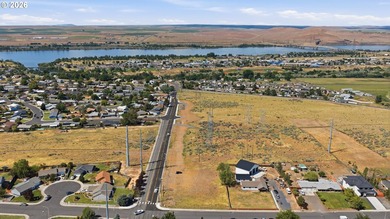 Build your vision on this BEAUTIFUL lot! Offering expansive view - photo 4