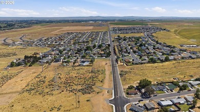 Build your vision on this BEAUTIFUL lot! Offering expansive view - photo 5