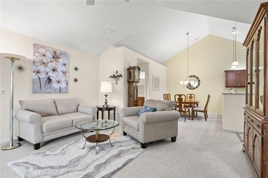 Estate No PCD!! Sensational 2 bedroom, 2 full bath Ranch - photo 17
