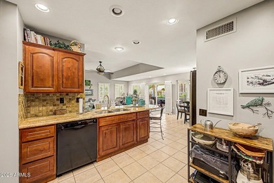 Discover carefree living in the desirable community of Sun City - photo 18