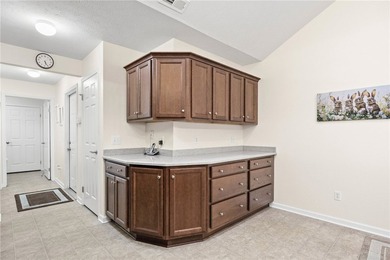 Estate No PCD!! Sensational 2 bedroom, 2 full bath Ranch - photo 23