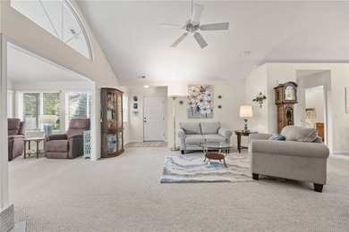 Estate No PCD!! Sensational 2 bedroom, 2 full bath Ranch - photo 30