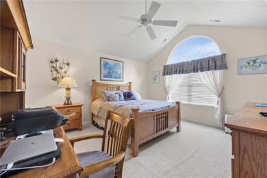 Estate No PCD!! Sensational 2 bedroom, 2 full bath Ranch - photo 46