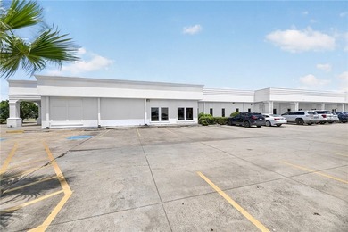 Located in the heart of Calallen's thriving commercial district - photo 12