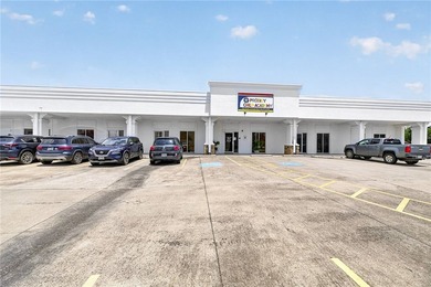 Located in the heart of Calallen's thriving commercial district - photo 13