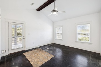 This 3 bedroom, 2 bathroom cottage offers a compelling - photo 19