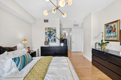 Love living in the city but hate having no natural light? - photo 19