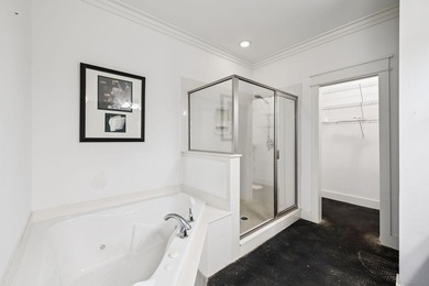 This 3 bedroom, 2 bathroom cottage offers a compelling - photo 23