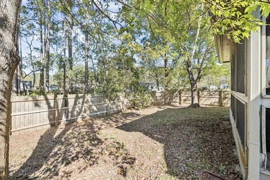 This 3 bedroom, 2 bathroom cottage offers a compelling - photo 27